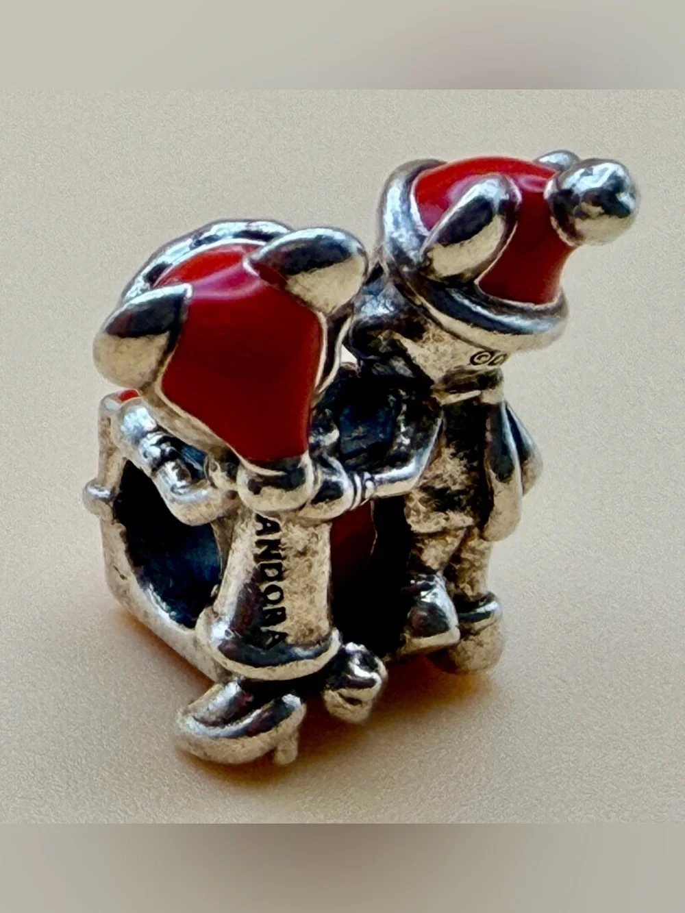 Pandora Disney Colab 925-ALE Silver Mickey & Minnie Enamel Holiday Present Charm